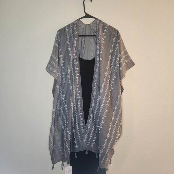 Outer - Picture 4 of 4